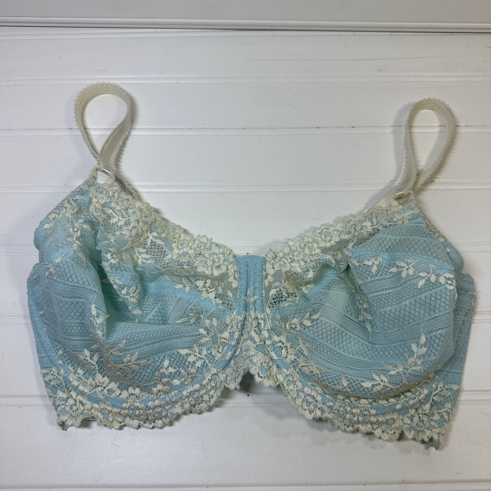 Wacoal 65191 Embrace Lace Unlined Underwire Bra US Size 36 DDD Blue White Floral
